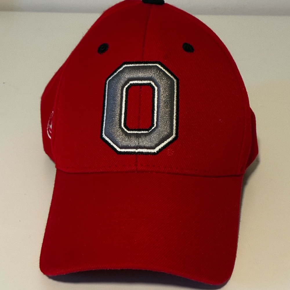 NWOT Ohio State Buckeyes Baseball Cap Trucker Hat